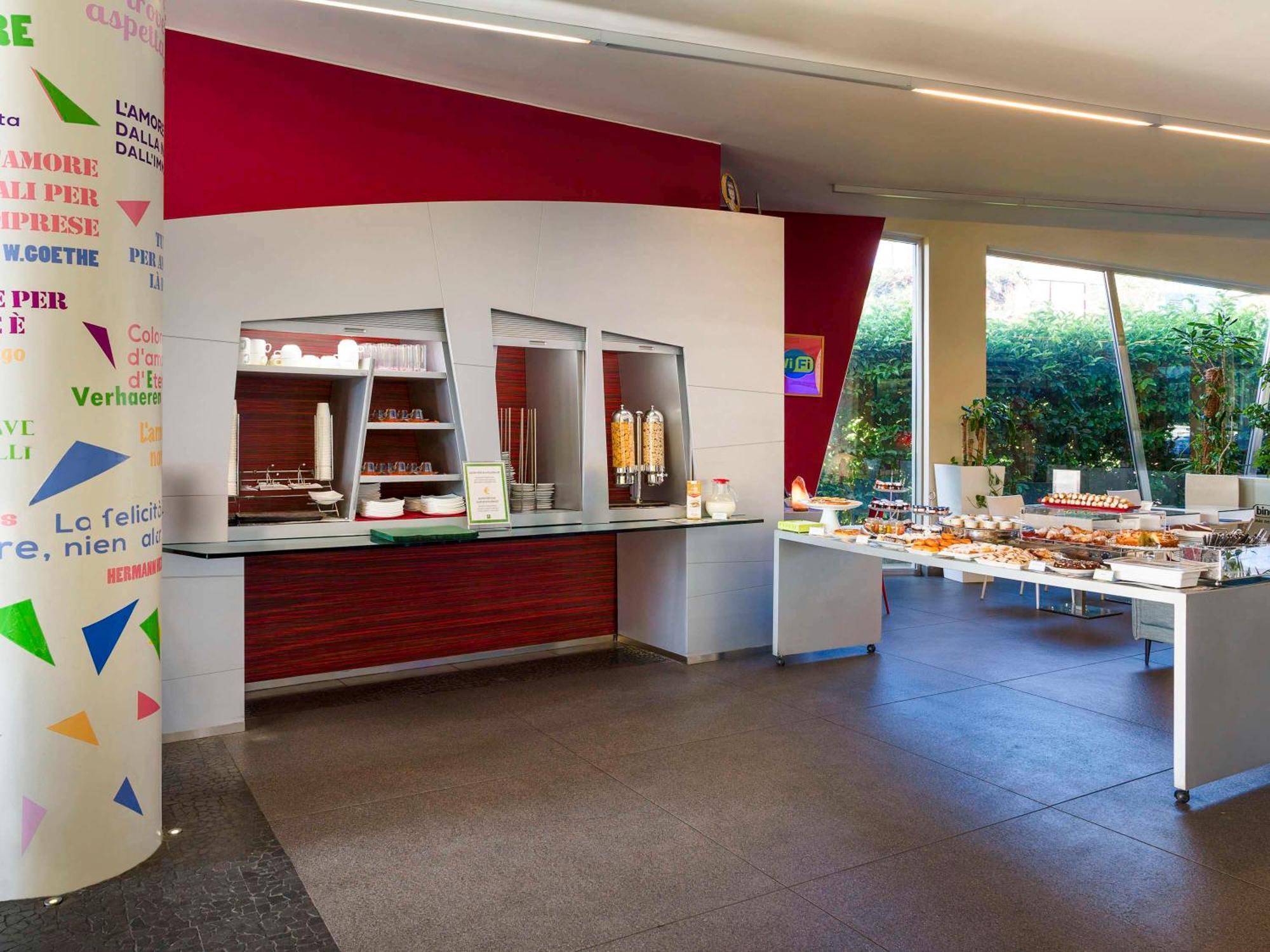 Отель Ibis Styles Catania Ачиреале Экстерьер фото